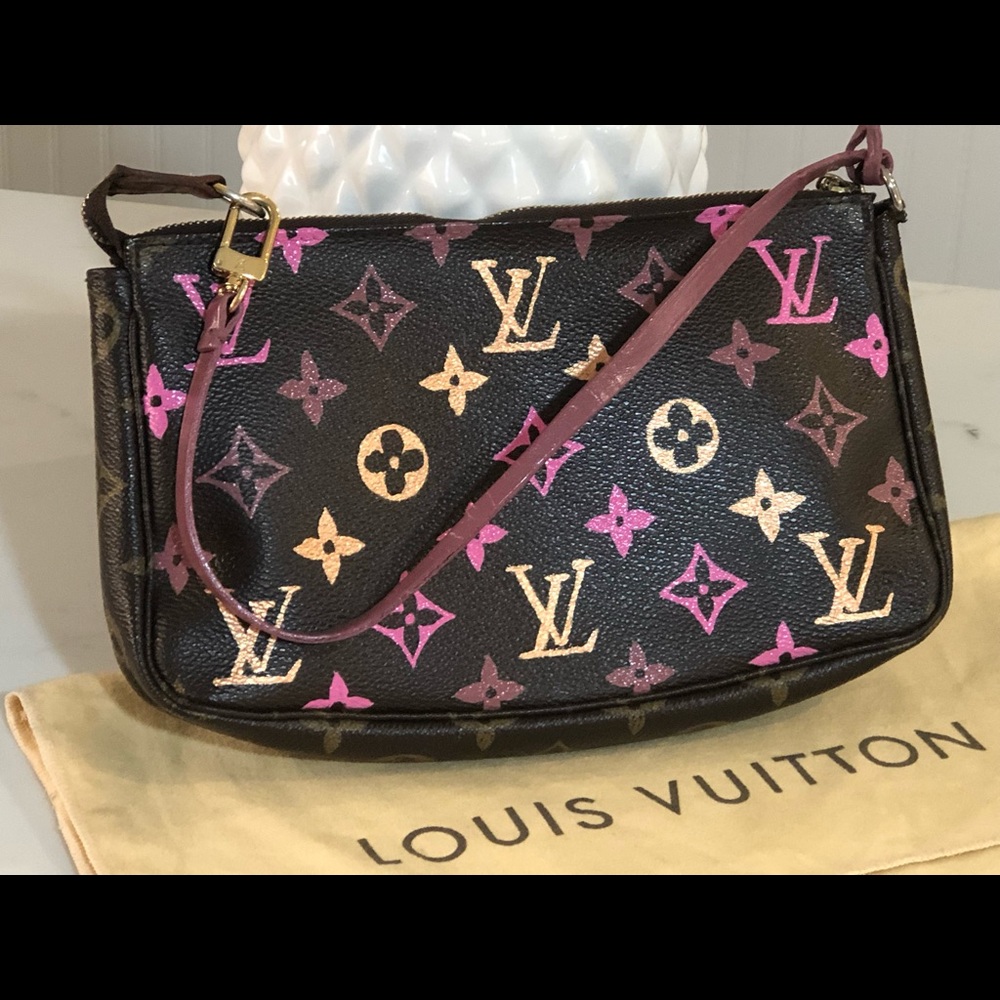 SOLD Authentic Louis Vuitton customized pouchette - Picture 5 of 8